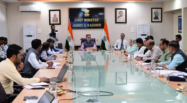 CM Omar Abdullah reviews post-flood rehabilitation efforts, directs officials to fast