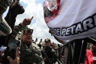 Diosdado Cabello lidera caravana de unidades militares en despliegue operacional para garantizar la paz de Venezuela