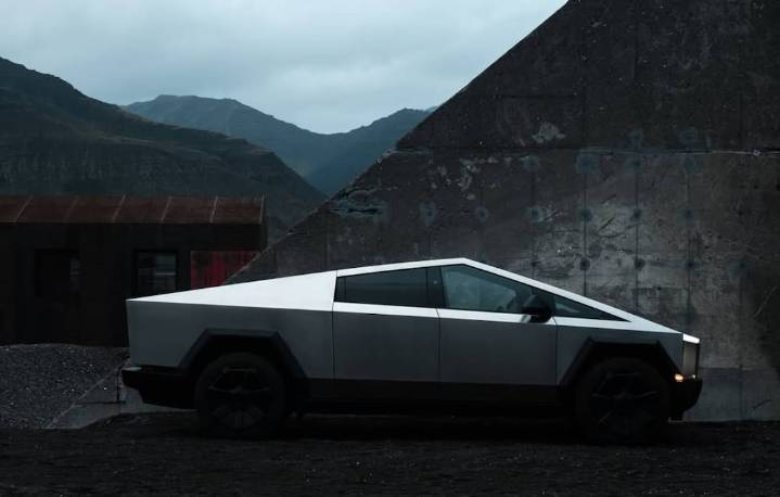 Propietario de un Cybertruck compra neumáticos de invierno y esto fue lo que Tesla le entregó: “El paquete completo cuesta $3,250”