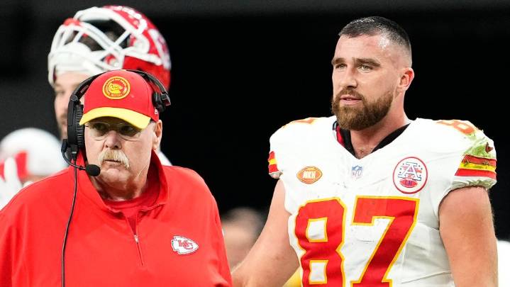 Travis Kelce and Andy Reid Have Heated Exchange on 'Sunday Night Football'