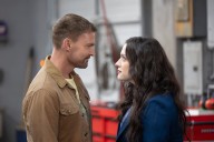 Tim Allen Mourns Major Loss in 'Shifting Gears' Season 2 Premiere Photos