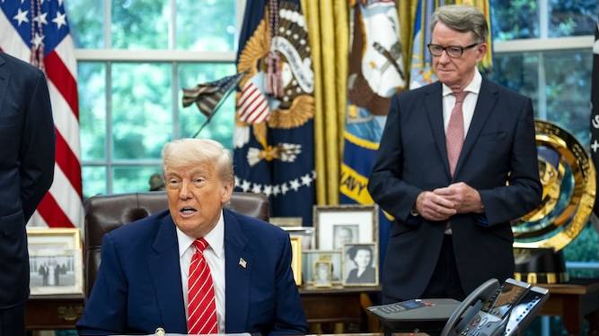 Why a close friend of Jeffrey Epstein was the perfect choice as ambassador to the US, by Keir Starmer