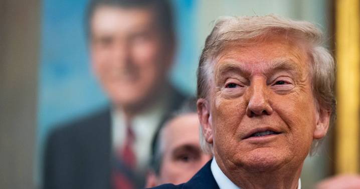 Donald Trump's plan to deport Venezuelan gangs blocked after 18th century blunder