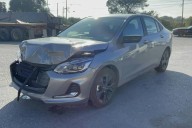 Choque por alcance detiene tráfico en Saltillo