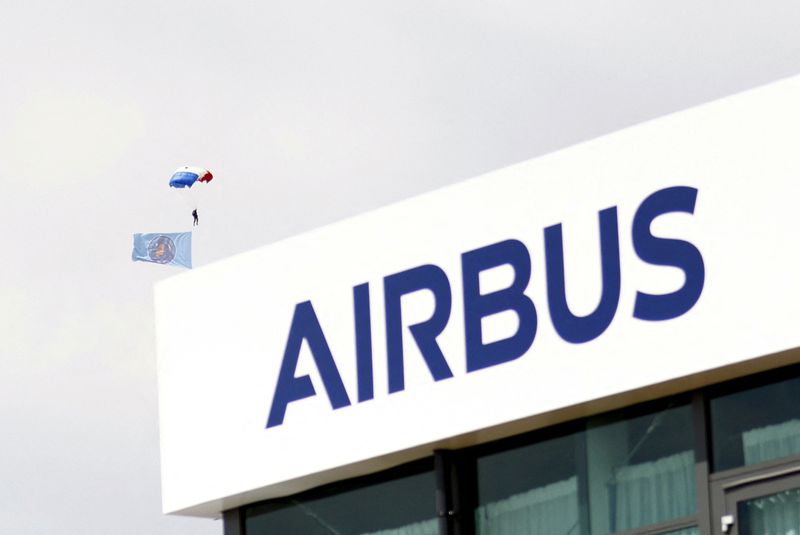 Airbus deliveries fell 3% in January