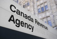 Federal union expands campaign denouncing cuts at Canada Revenue Agency