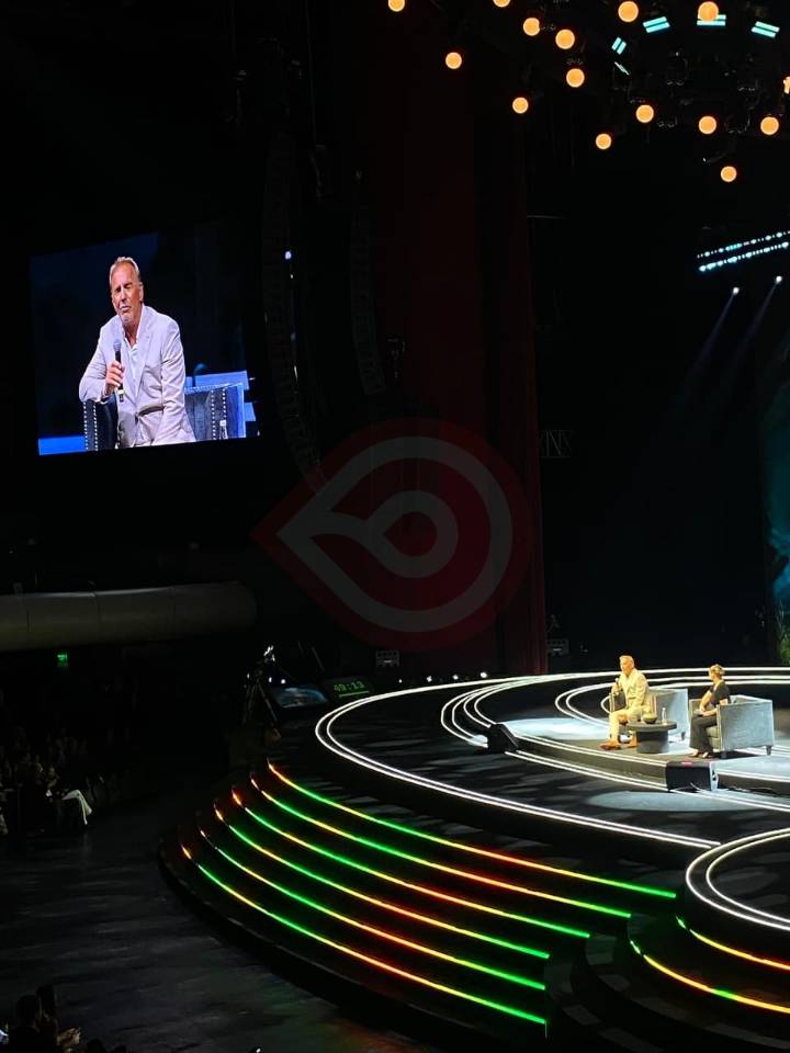 Kevin Costner pisa el Auditorio Nacional