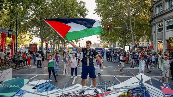 La UCI condena "la instrumentalización del deporte con fines políticos"