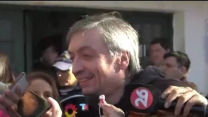 Votó Máximo Kirchner: "Me preocupa más lo que hace Luis Caputo que lo que hace Karina Milei"