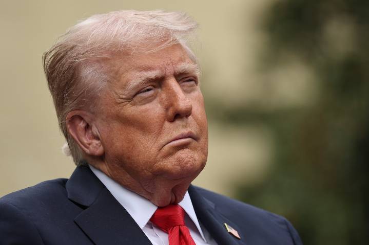 Trump wants SEC to switch to a 6-month financial reports period