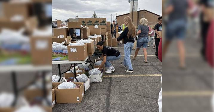 Rock Springs Tiger Rhythm Dance Team Volunteers at Local Food Bank