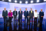 Ocho aspirantes a la Presidencia de Chile enfrentan un deslucido primer debate electoral
