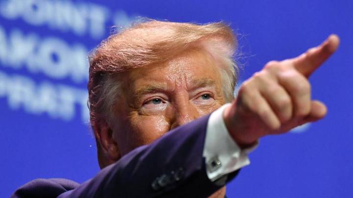 'I'm gonna tell on you': Trump attacks Aussie reporter