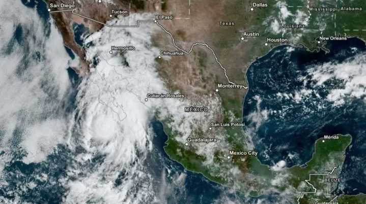 Huracán Lorena se intensifica a categoría 1 y amenaza el Nor...