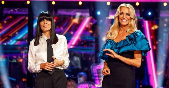 Vernon Kay addresses Tess Daly 'blunder' during Strictly Come Dancing live show