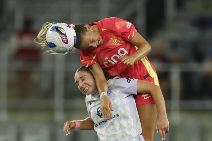 Portland Thorns secure comeback win over Racing Louisville with dramatic 90th