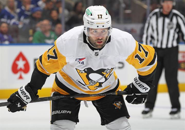 Bryan Rust ‘aware’ of ongoing trade speculation, reaffirms commitment to Penguins