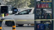 Motociclistas Asesinan a Hombre Cuando Cargaba Gasolina en León, Guanajuato