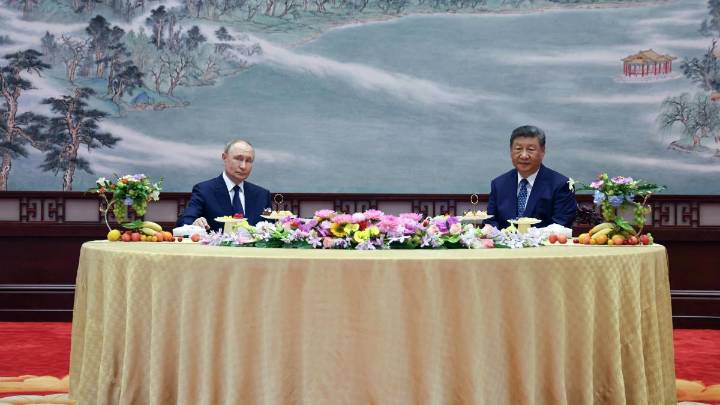 Putin le dice a Xi que sus relaciones se encuentran “en un nivel sin precedentes”
