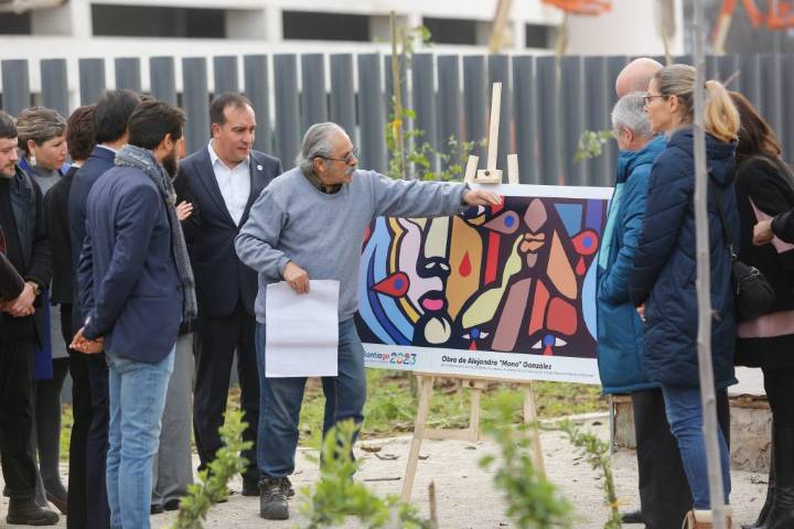 Alejandro “Mono” González recibe el Premio Nacional de Artes Plásticas 2025