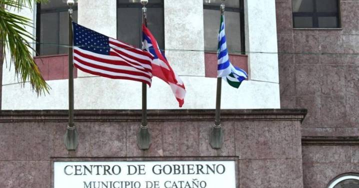 Contralor ocupa equipos electrónicos en alcaldía de Cataño