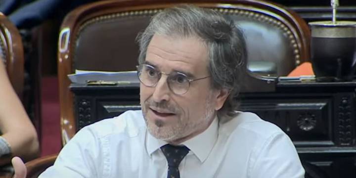 Bertie Benegas Lynch: “El Riesgo País es el riesgo de los políticos y de los trogloditas que hay en el Congreso”