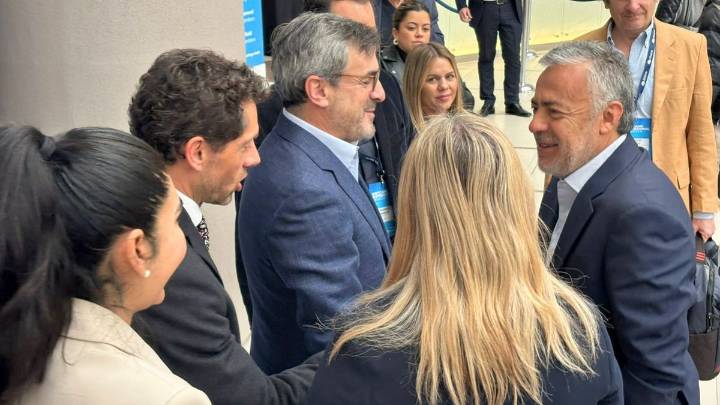Cornejo e industriales reclamaron baja de impuestos y reformas pro competencia