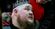 Theater troupe probes darkest recesses of human nature in 'Macbeth'