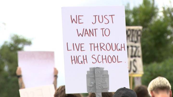 Jeffco students walk out to protest gun violence, support Evergreen High School