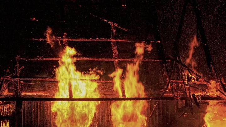 Mueren cinco internos de la estación de Policía de Funza, Cundinamarca, tras voraz incendio