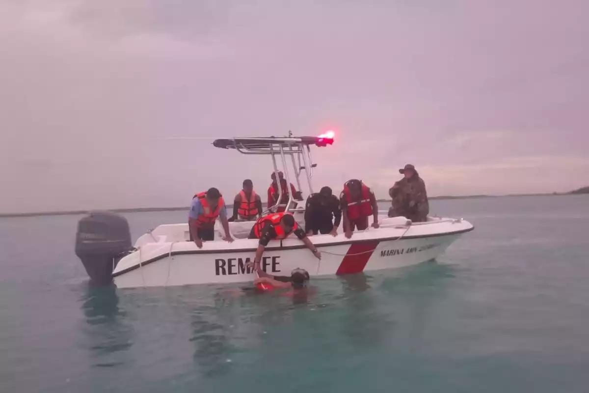 Un hombre perdió la vida en accidente acuático ocurrido en la Laguna de Bacalar
