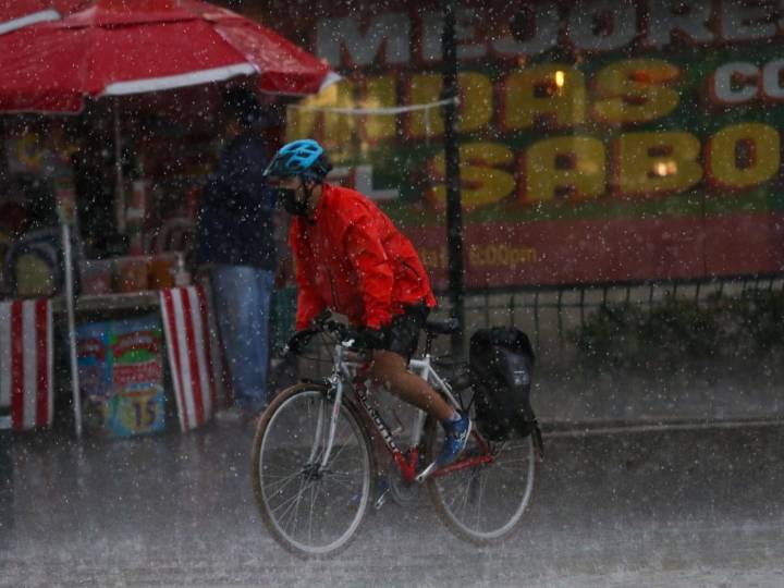 Activan alerta púrpura por lluvia y granizada para Iztapalapa