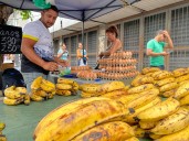 Maracayeros aprovecharon el bono de guerra para hacer sus compras