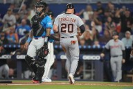 Deadspin | Rare three-error play helps Tigers top Marlins