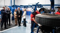 Con la presencia del gobernador Zamora fue inaugurada la nueva planta de la firma J.F. Neumáticos