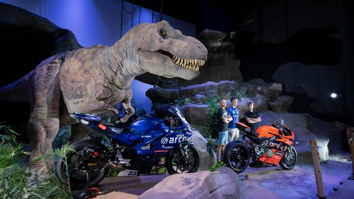 Las Superbikes toman el circuito de Motorland