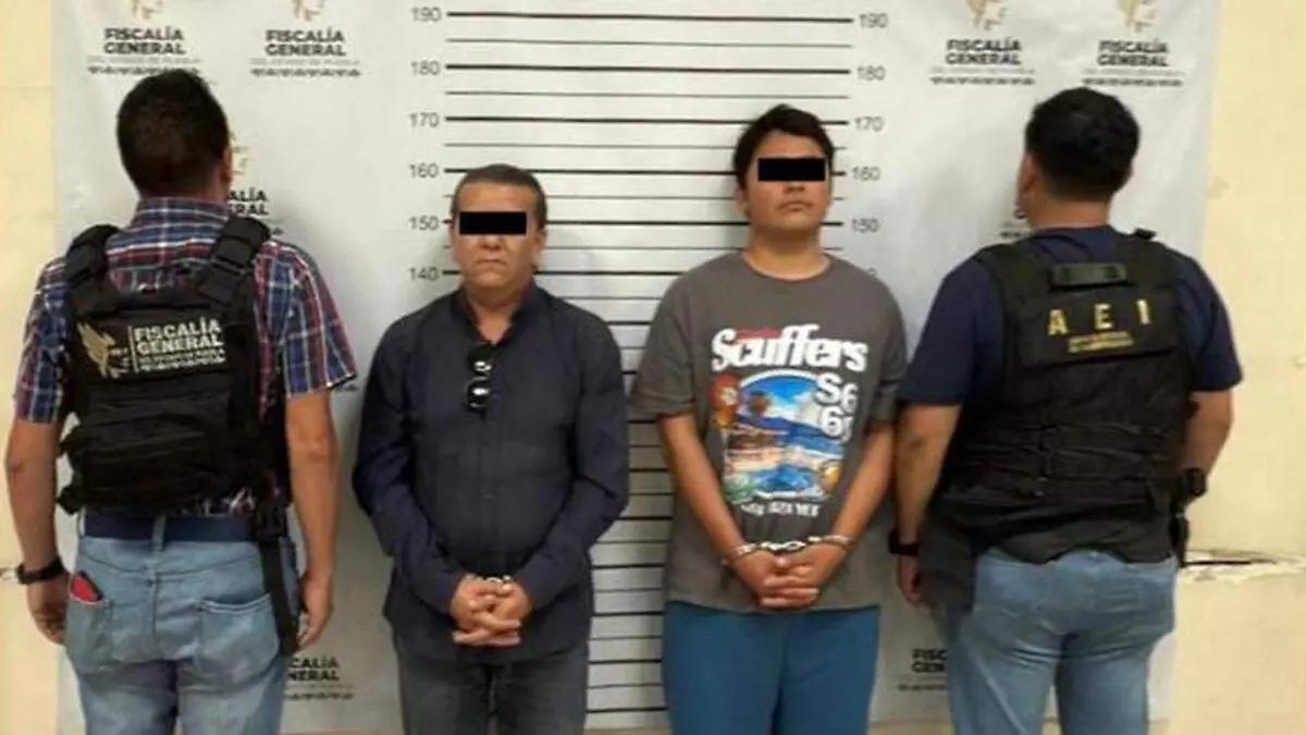 Detienen a estudiante y chofer de taxi de plataforma que utilizaban redes sociales para vender droga