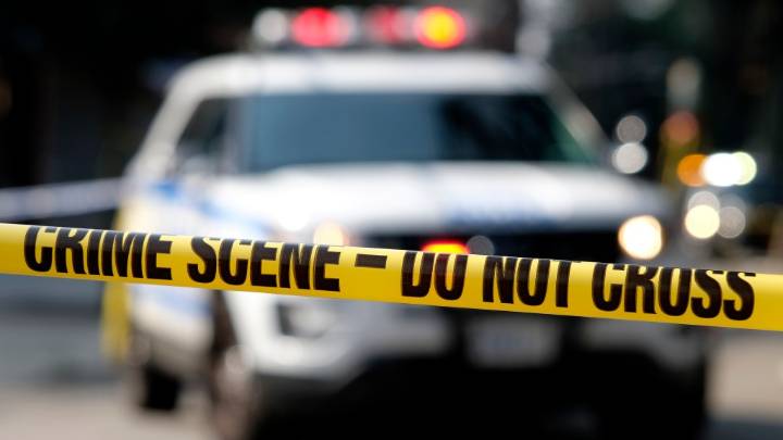 Bronx gunman opens fire on Major Deegan Expressway, striking car