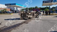 Choque y volcadura generan caos vial en la salida norte de Puerto Vallarta