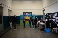 Cerraron las elecciones y para las 21 se aguardan los primeros datos oficiales