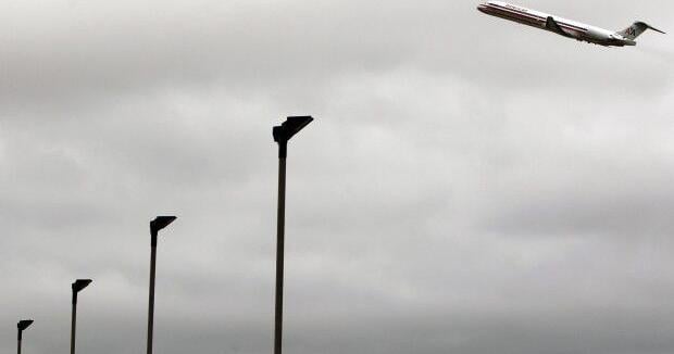 FAA says 'fumes in cockpit' spurs flight return to St. Louis