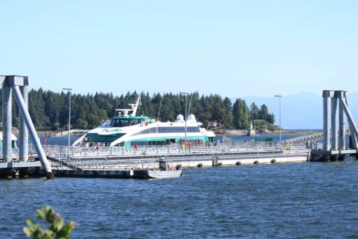 Nanaimo-Vancouver foot ferry files for mediation in negotiations with workers