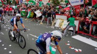 "Nos llaman asesinos". Así vive el equipo Israel la Vuelta desde dentro