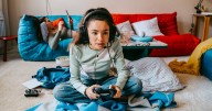 Female gamers 'feel guilt and shame' about playing despite making up 50% of players
