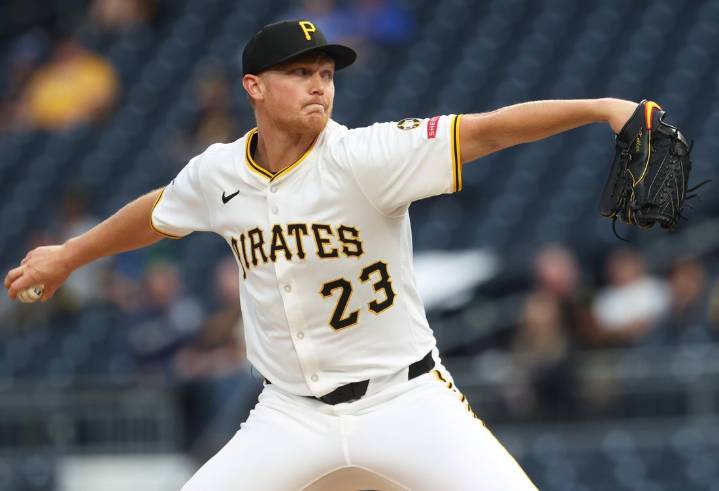 Deadspin | After disappointing years, Pirates, Athletics looking ahead to next season
