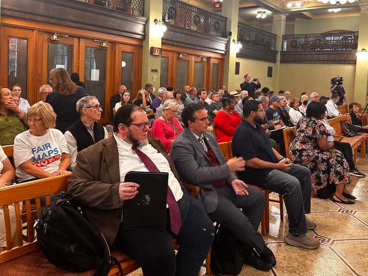 Ohio lawmakers punt on first round of redistricting