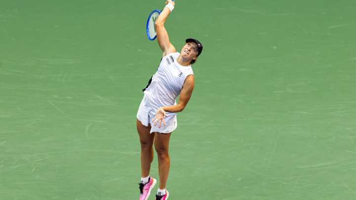 'The bigger problem is social media': Iga Swiatek's coach warns of rising abuse in female tennis