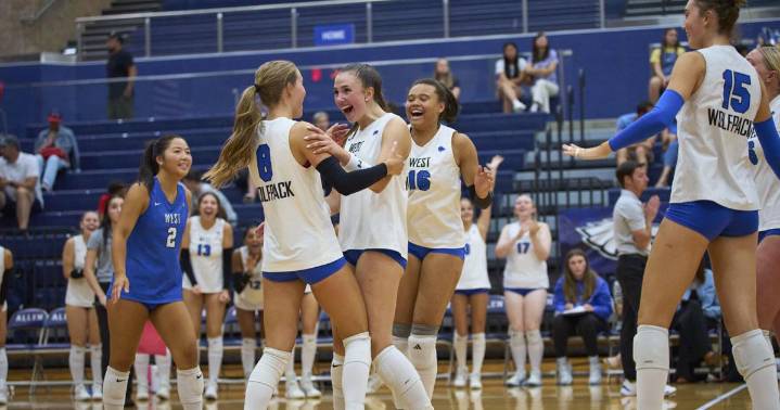Plano West flips switch late, downs Allen in key 6
