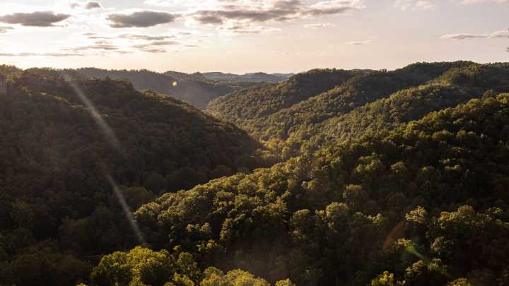 Hiker dead after falling 60 feet from top of Red River Gorge arch, rescuers say