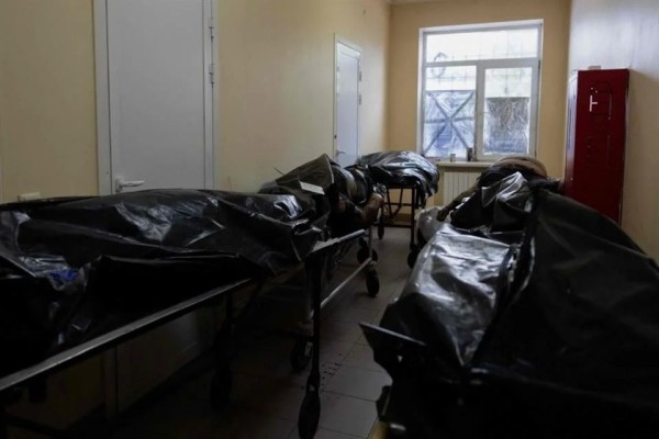 Mata bomba rusa a 23 pensionados en Ucrania